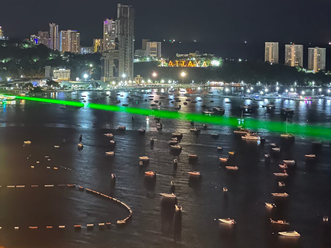 pattaya city-tour-green-lights