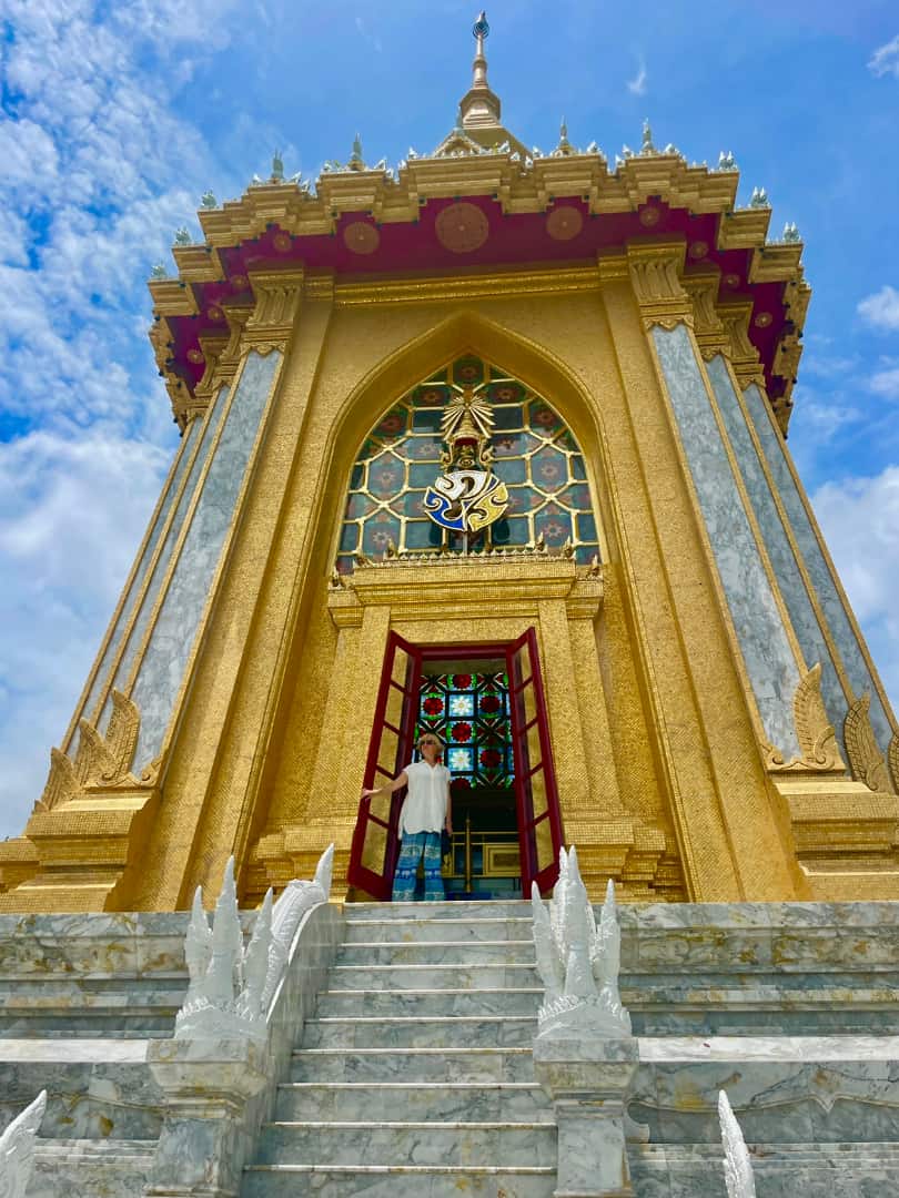 pattaya temple-stairs-golden